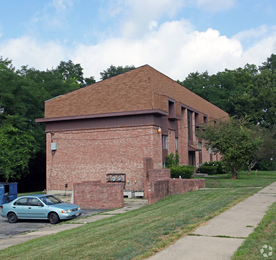 Building Photo - Villas on Frederick