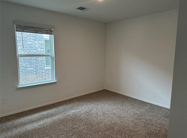 Foto del edificio - 24042 Breckenridge Hts Ln