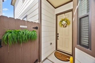 Building Photo - 5907 Kiam St