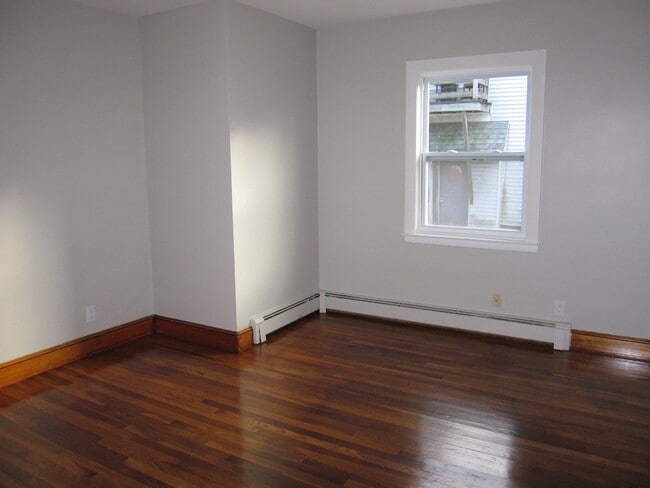 Foto del edificio - 366 Hollis St