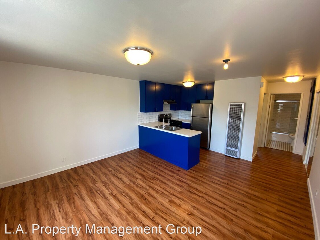 Foto principal - 4226 Stillwell Ave