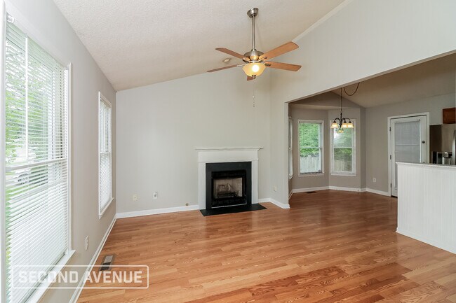 Building Photo - 100 Villa Rosa Dr
