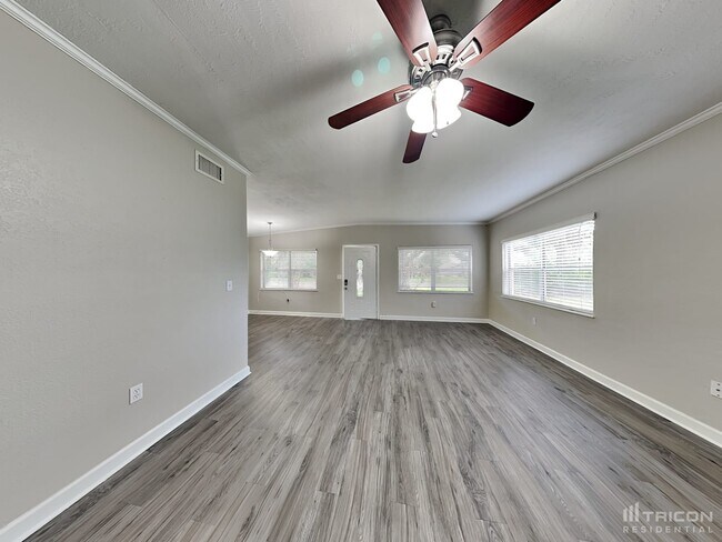 Building Photo - 3332 Ontario Avenue Orlando FL