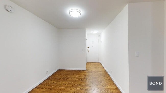Building Photo - 405 E 56th St