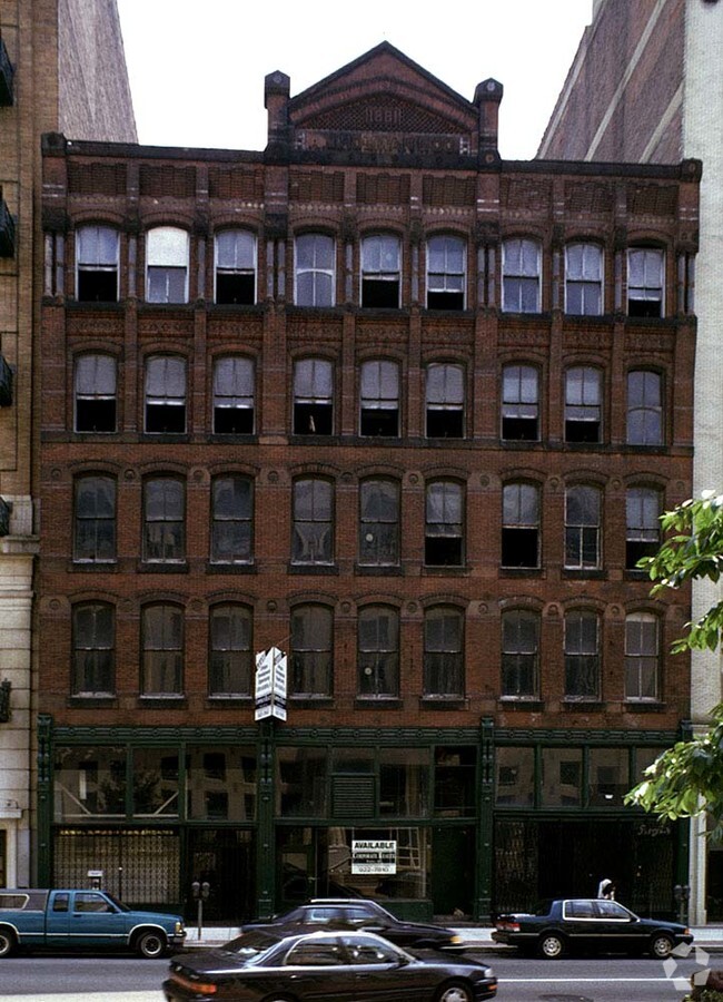 Building Photo - 1222 Arch Street