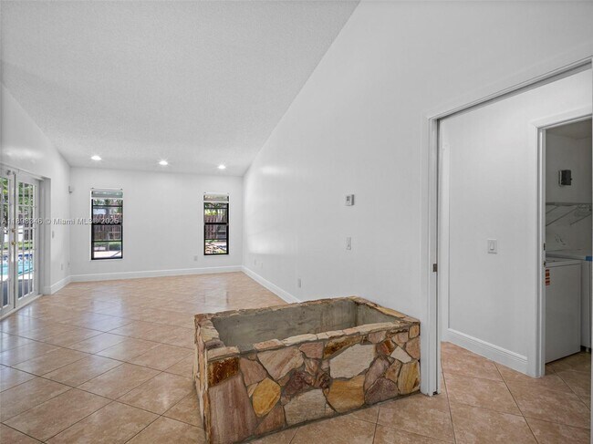 Foto del edificio - 15531 SW 54th Terrace