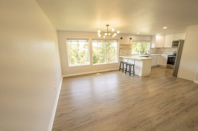 Foto del edificio - 13517 246th Ave SE