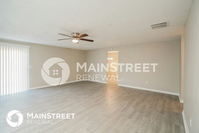 Foto del edificio - 970 Dostie Cir