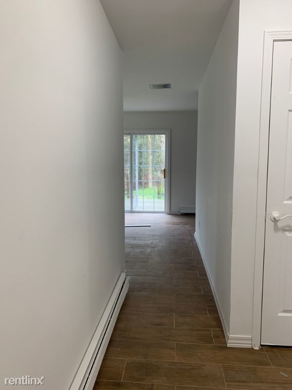 Building Photo - 739 NY-42