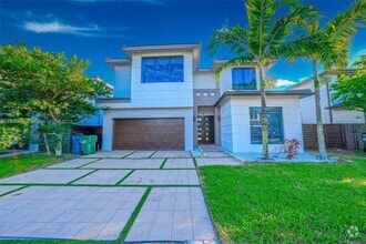 Building Photo - 15976 SW 136th Terrace
