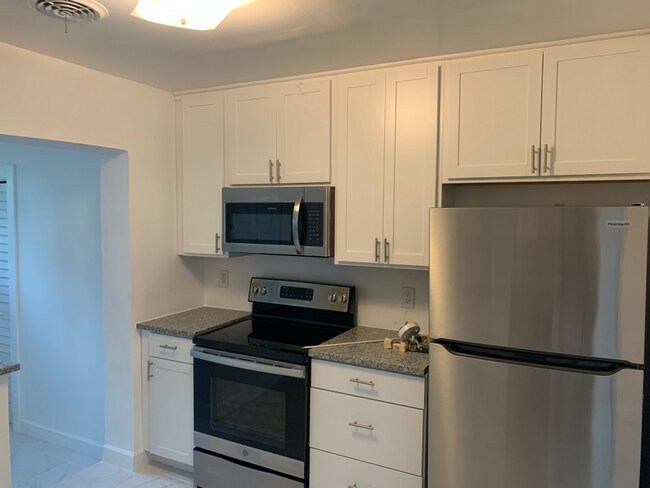 Foto del edificio - 3905 W Morrison Ave