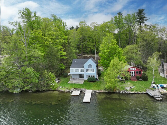 Foto del edificio - 646 West Hill Rd
