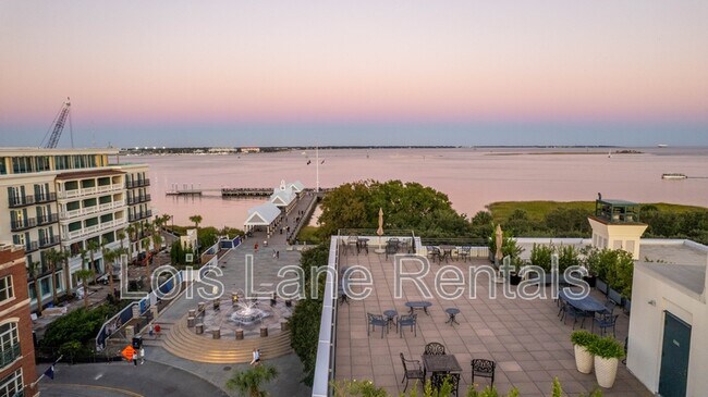 Foto del edificio - 1 Vendue Range