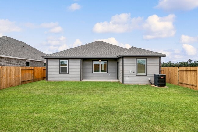 Building Photo - 15671 Honey Cv Dr