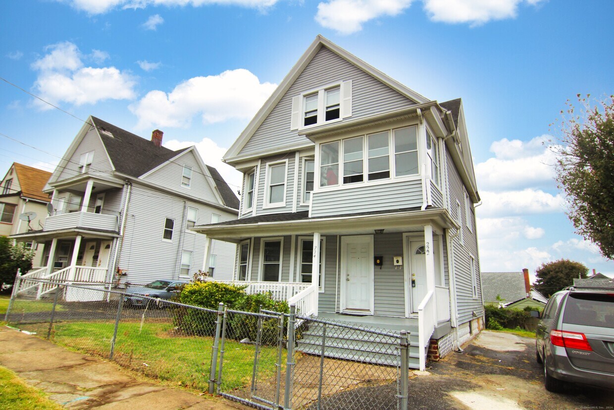 Primary Photo - 222 Summerfield Ave