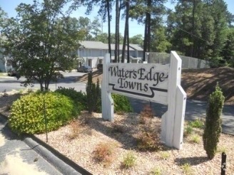 Building Photo - 515 Mill Cove