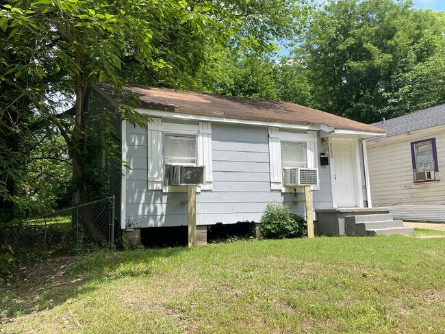 Building Photo - Cute 2 Bedroom Home in Queensborough