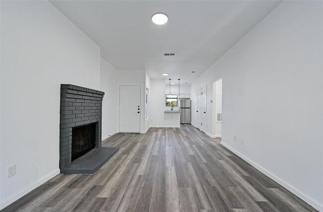 Building Photo - 9508 Kempler Dr