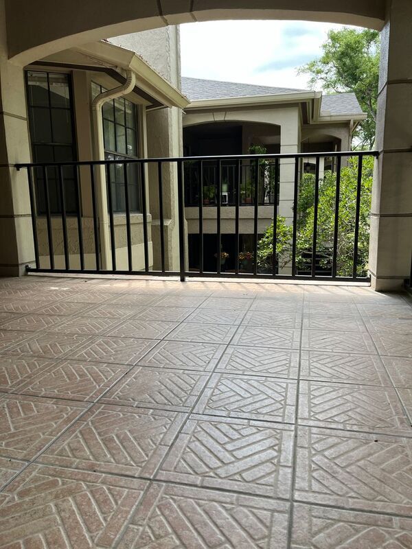 Foto del edificio - 1055 Kensington Park Dr