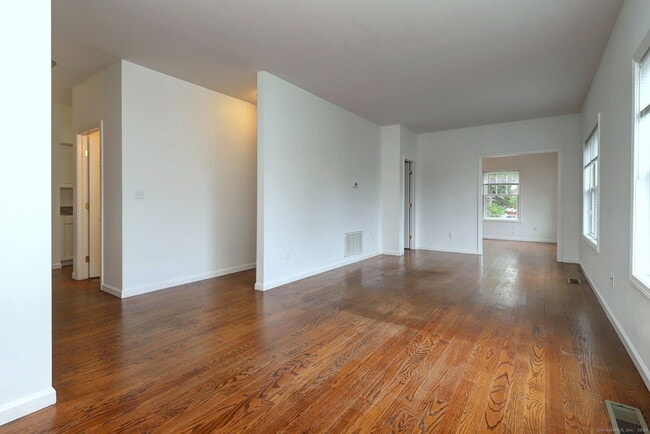 Building Photo - 135-137 Gulf St