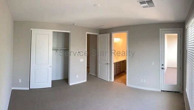 Foto del edificio - 901 S Smith Rd
