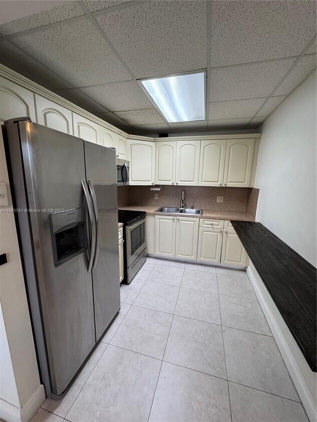 Foto principal - 13450 SW 3rd St