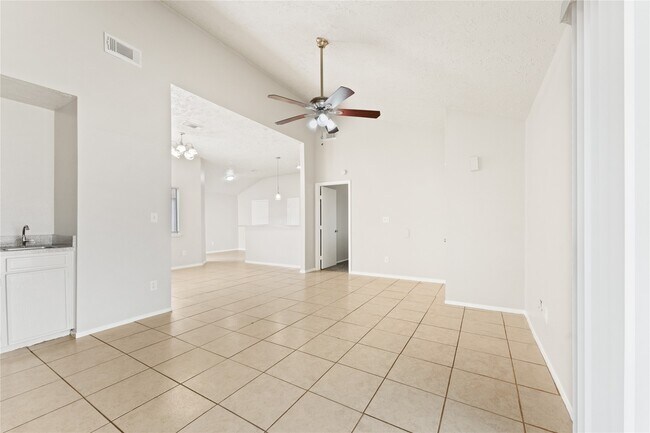 Foto del edificio - 10746 Staghill Dr