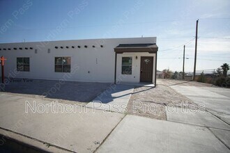 Building Photo - 5820 Tamburo Ct