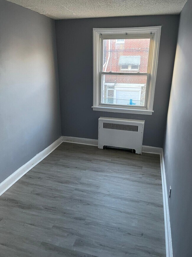 Foto del edificio - 7240 Gillespie St