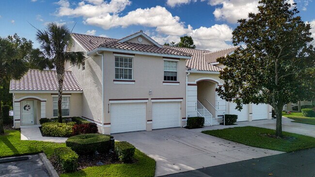 Foto del edificio - 7117 Strand Cir