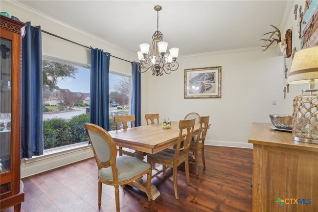 Foto del edificio - 2622 Fairwood Dr