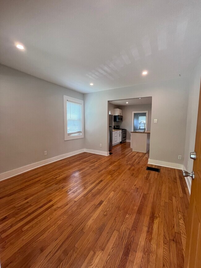 Sala de estar - 2546 Duck Creek Rd