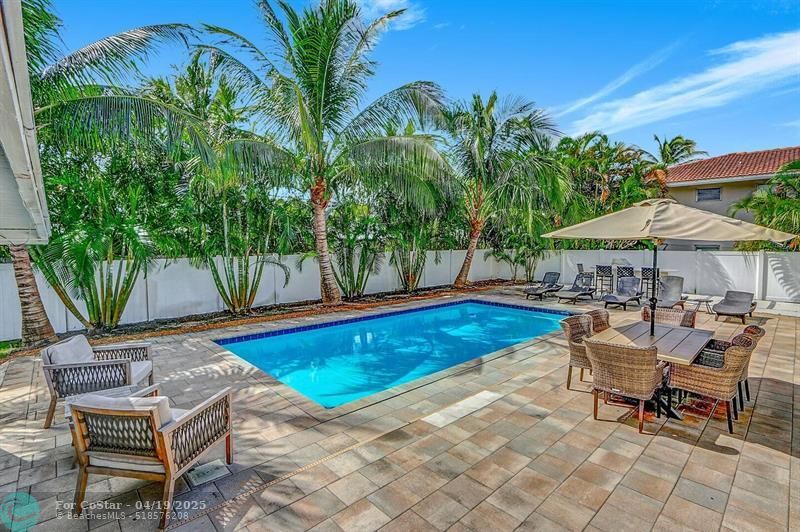 Foto principal - 2740 NE 30th Pl