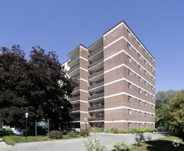 Building Photo - Parklane Towers