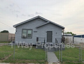 Building Photo - 7409 4th St