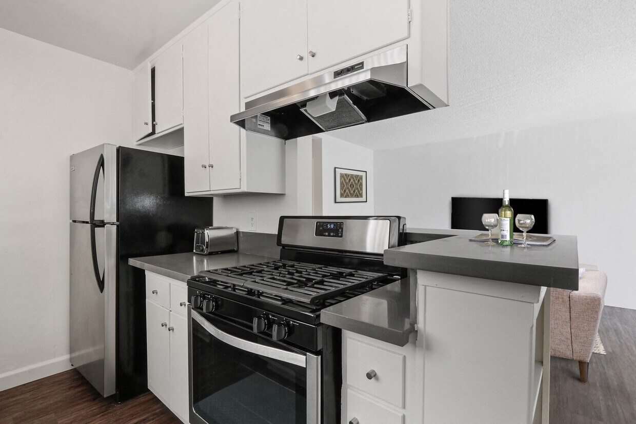 26 Apartments for Rent in West La, CA Westside Rentals