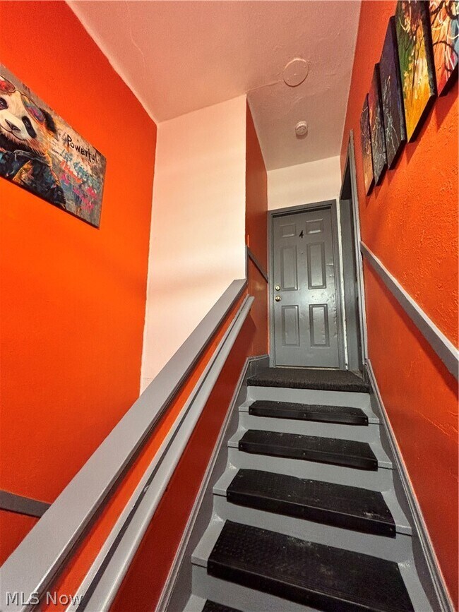 Foto del edificio - 1340 W 65th St