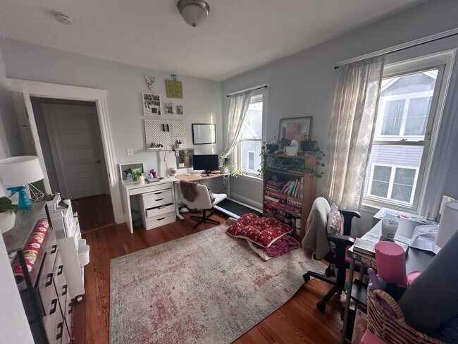 Foto del edificio - 876 Adams St