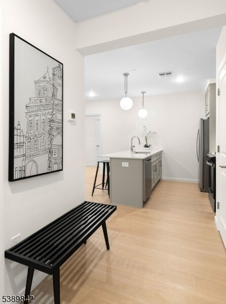 Foto del edificio - 70 Ridgedale Ave