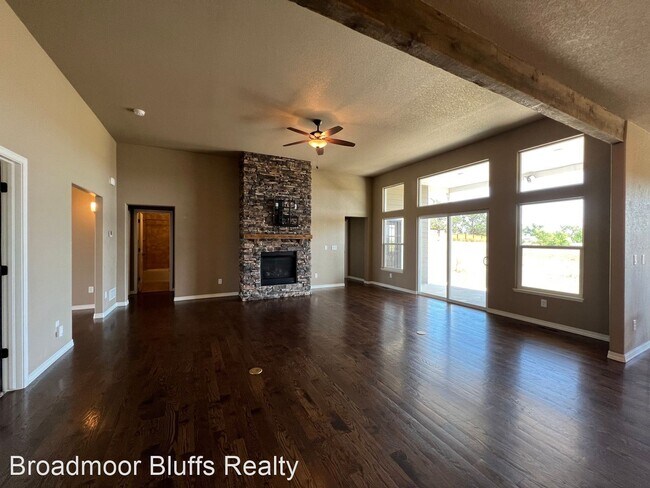 Foto del edificio - 4 br, 3 bath House - 10405 R E A Road