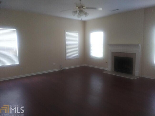 Building Photo - 3966 Willow Fields Ln