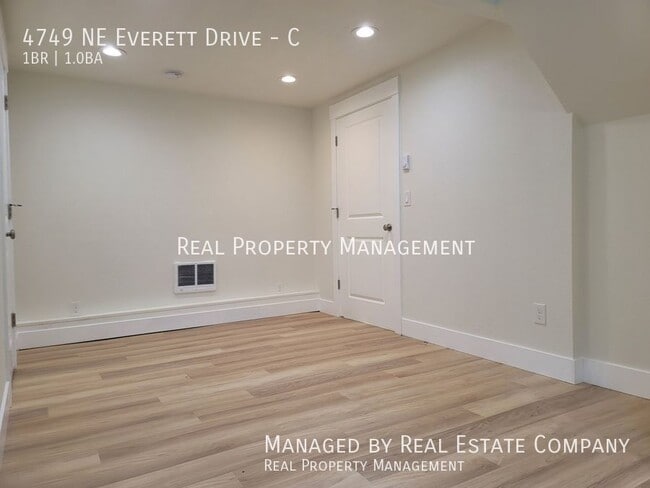 Photo - 4749 NE Everett Dr Apartment