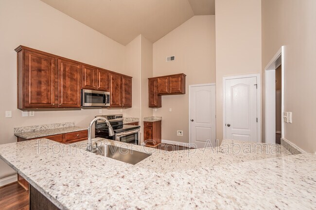 Foto del edificio - 1038 Lexington Dr