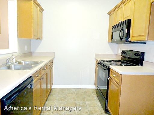 Building Photo - 2 br, 2 bath House - 2070 Queens Court