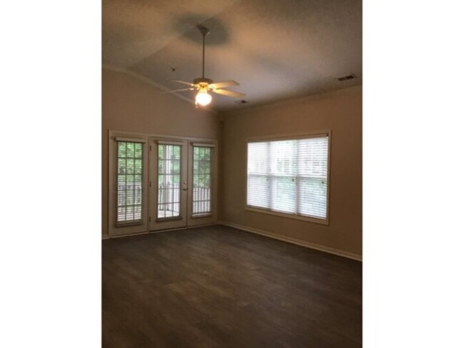 Building Photo - 517 9 Lionshead Road Fayetteville, Nc 28311