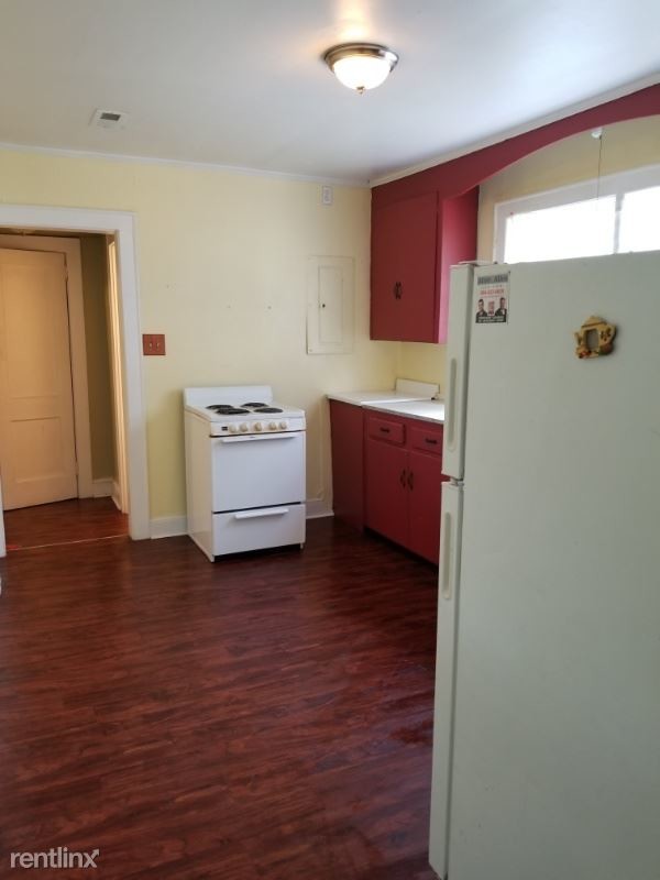 Building Photo - 301 E Roosevelt Dr