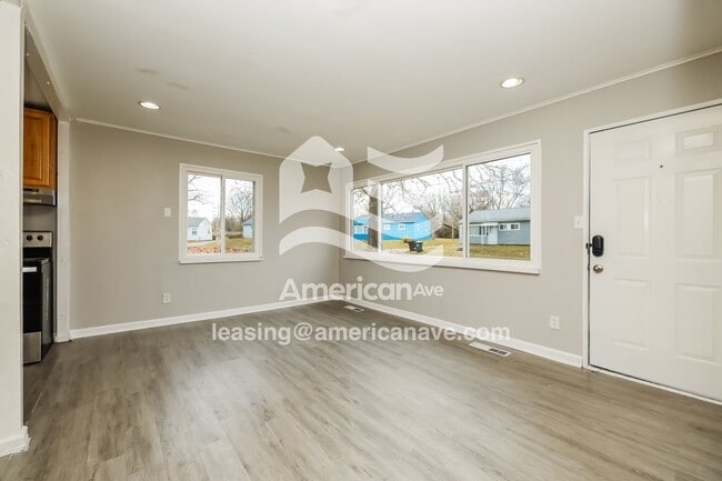 Building Photo - 5021 Marburn Ave