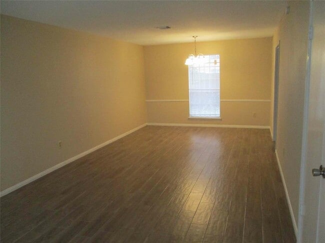 Building Photo - 5508 Deep Forest Dr