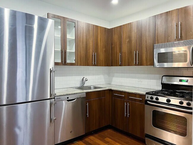 Foto del edificio - 8 Liberty Pl