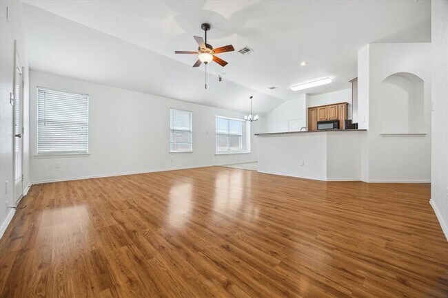 Building Photo - 1314 Rainbow Parke Dr